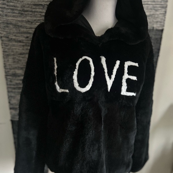 Linda Richard’s Luxury black rabbit fur LOVE sweatshirt size XS NWT - Picture 6 of 12